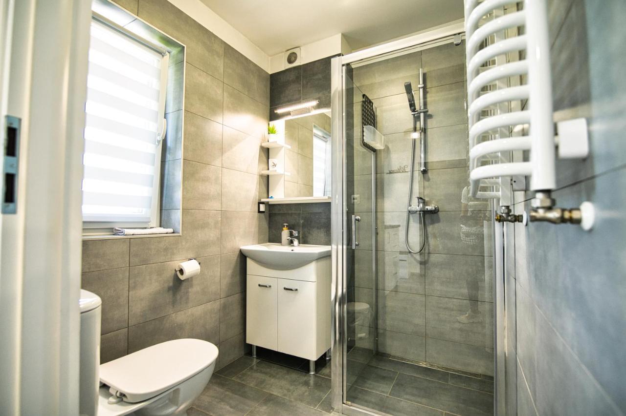 Apartamenty Izabell By Housine Zator Exterior photo